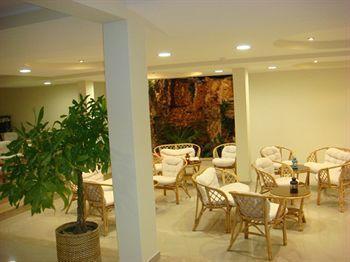 Residencia Santa Marta Hotell Tomar Eksteriør bilde